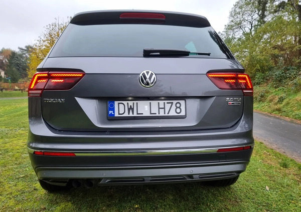 Volkswagen Tiguan cena 94200 przebieg: 154000, rok produkcji 2017 z Miłakowo małe 562